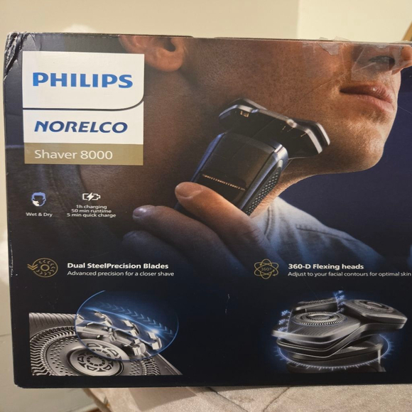 Men's Philips Norelco Shaver 8000 One Size Black Gold BRAND NEW JUST L OPEN BOX - Picture 5 of 8